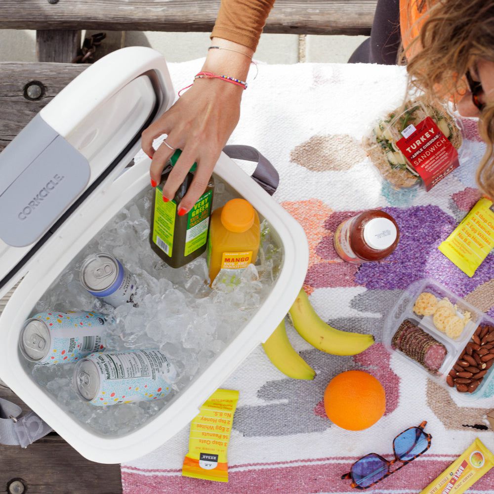 Corkcicle Chillpod Go 13 Quart Portable Cooler Blanche | LSV-97626965